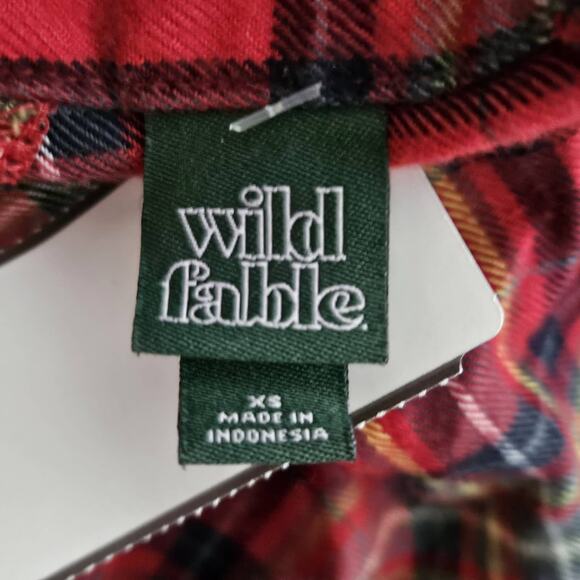 Red Plaid Button Up Flannel Top with Pockets Size XS - Picture 3 of 4
